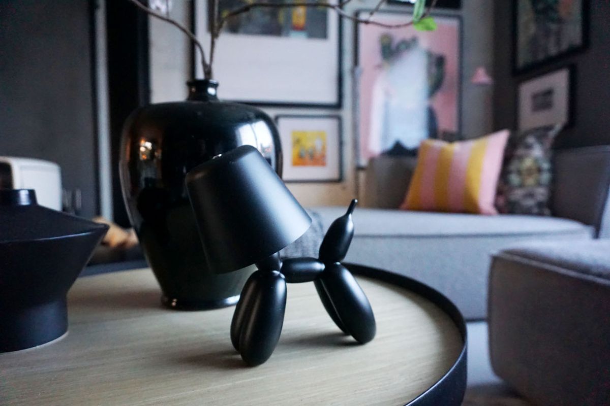 LED-lampe ballonghund 13,5x17 cm svart